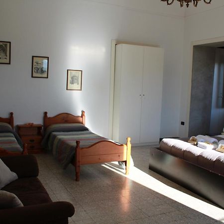 Il Castello Di Atessa Bed & Breakfast Bagian luar foto