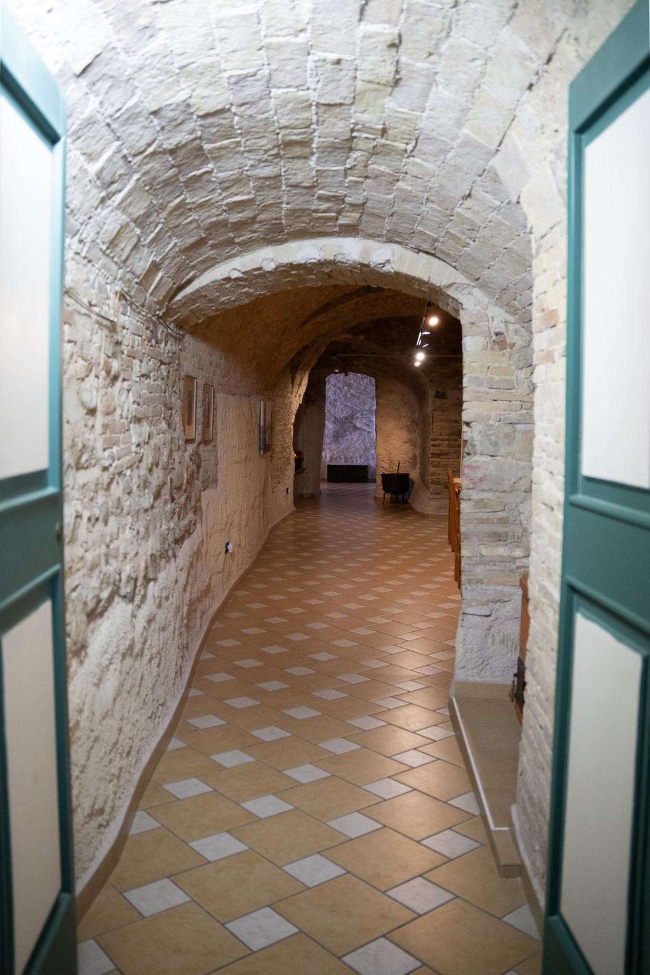 Il Castello Di Atessa Bed & Breakfast Bagian luar foto
